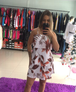 Vestido encanto babados