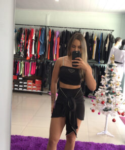 Conjunto saia com detalhe de cauda