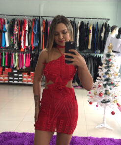 Macaquinho crochê detalhe de flor