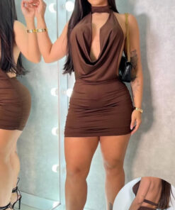 Vestido justo decote