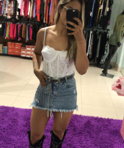 Saia jeans detalhes de corrente