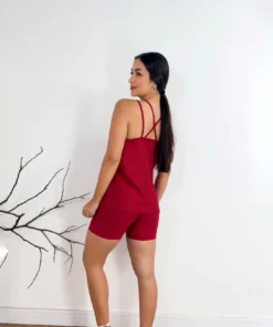 Conjunto short com top embutido